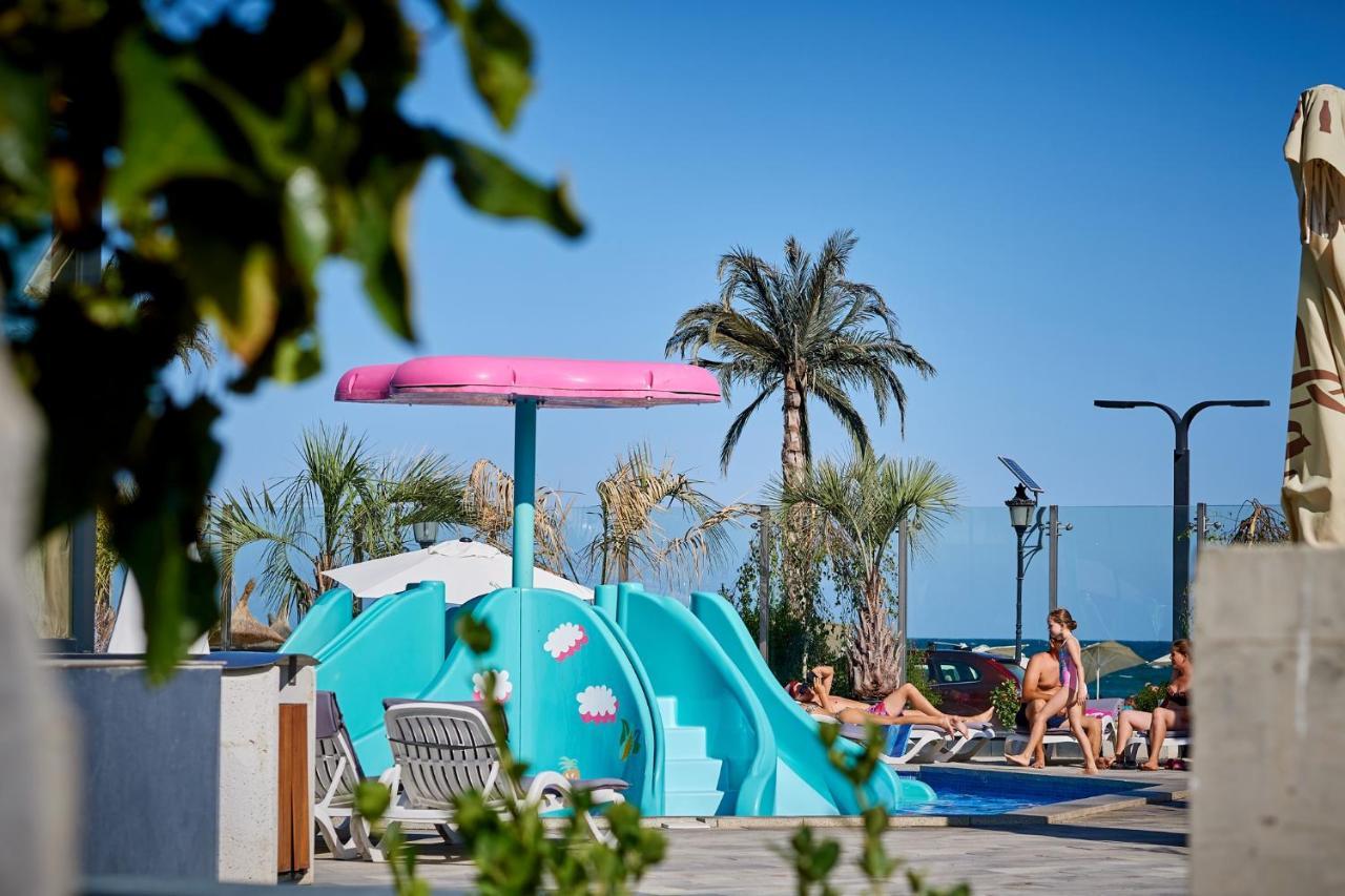 Sea Love Apt Spa N Pools Beach Resort Năvodari Exterior foto