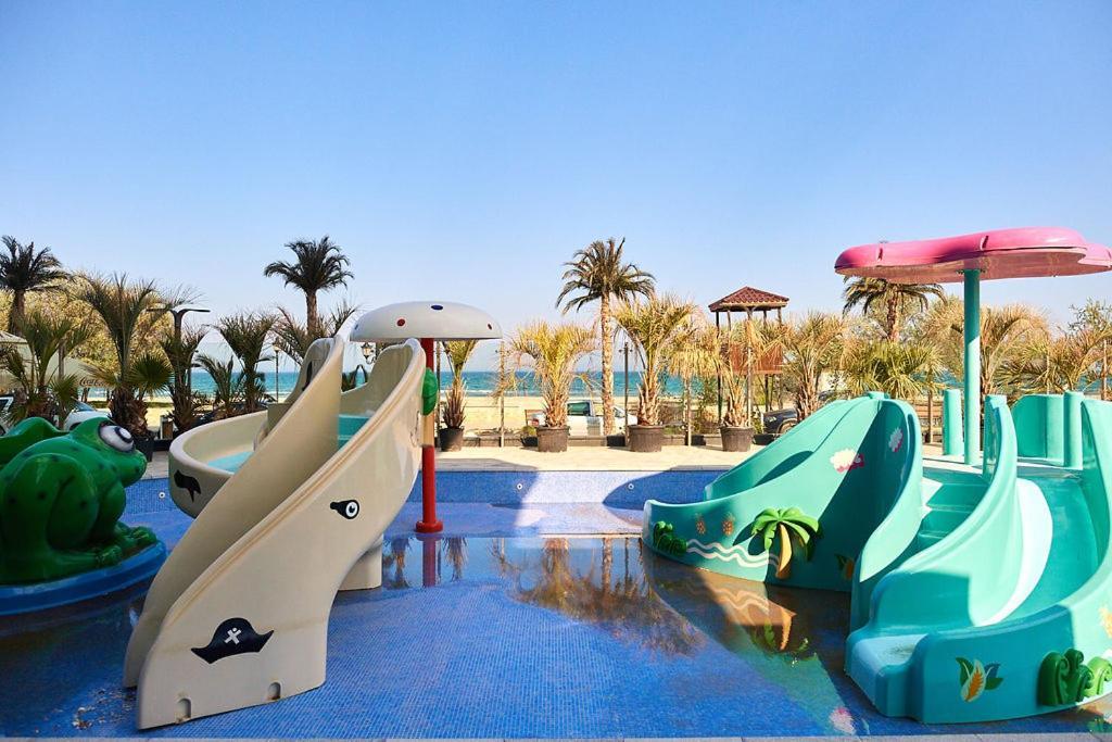 Sea Love Apt Spa N Pools Beach Resort Năvodari Exterior foto