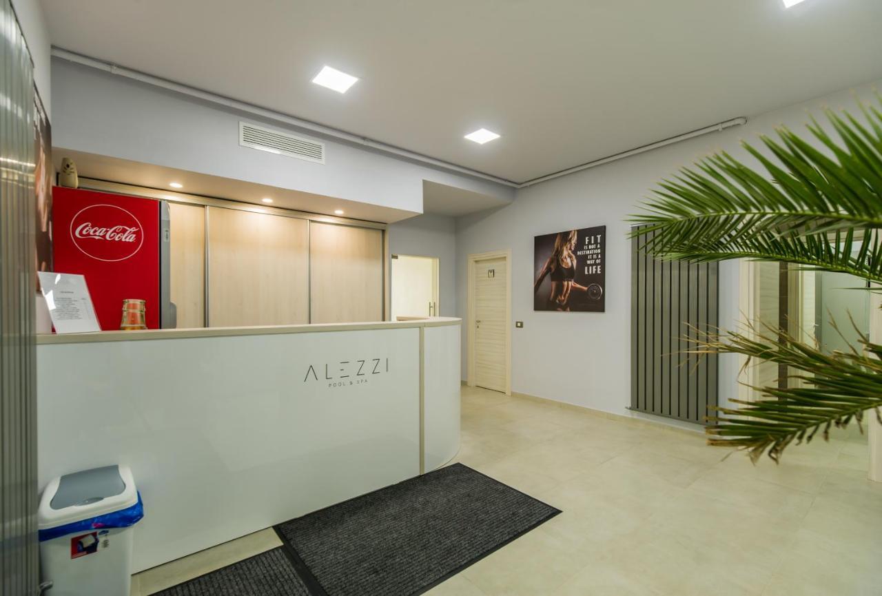 Sea Love Apt Spa N Pools Beach Resort Năvodari Exterior foto